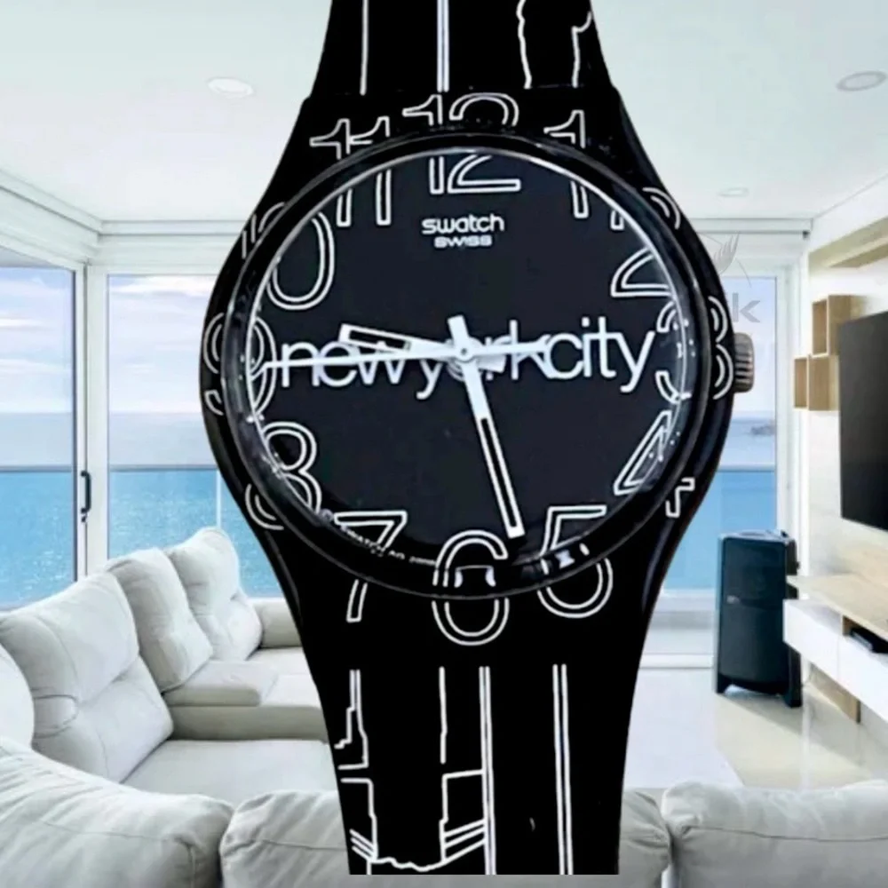 Swatch New York skyline “Lines in the Sky”watch. No Scratches!! In box